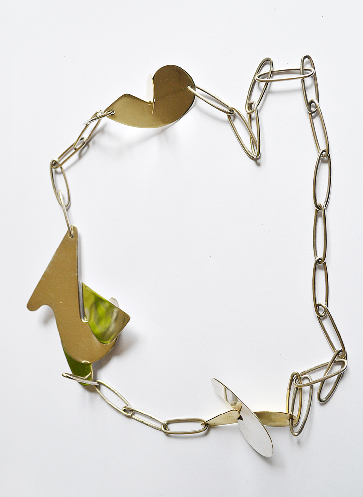 Necklace in silver and bronze