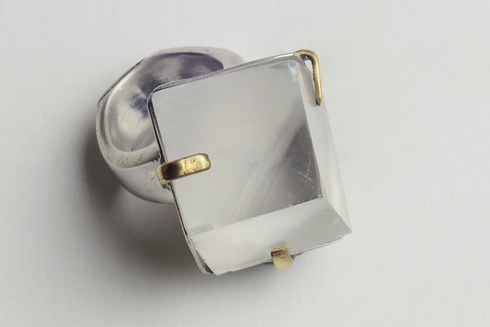 Ring in crystal quartz